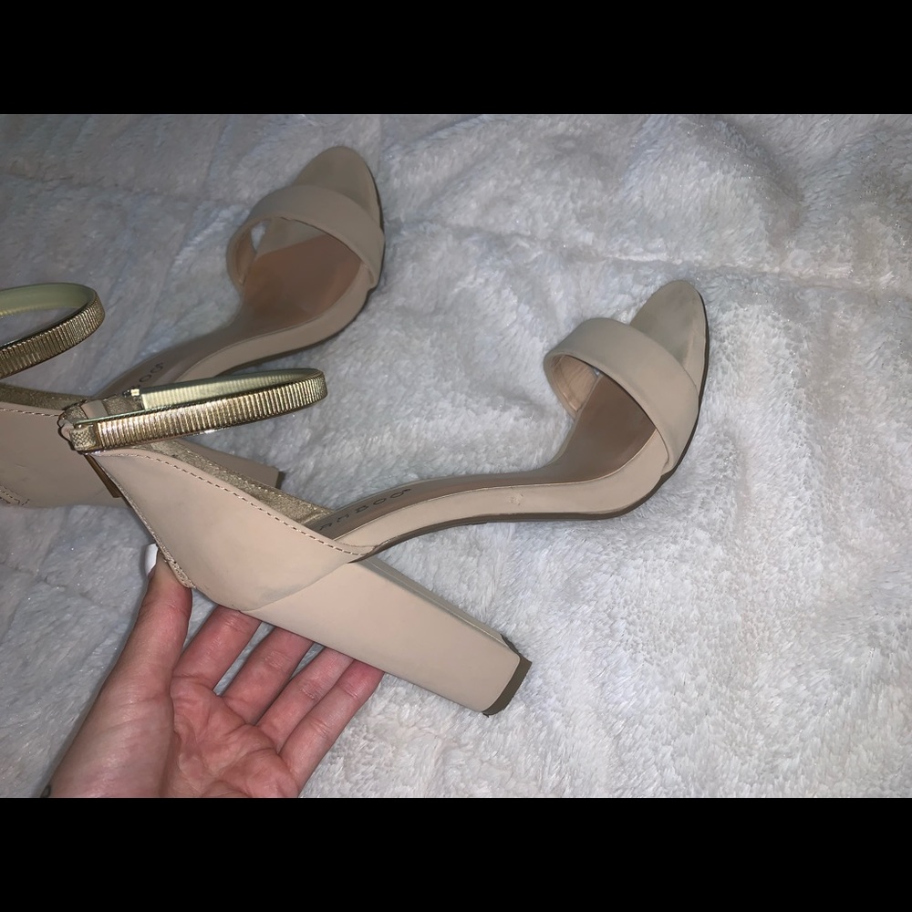 Nude Heel